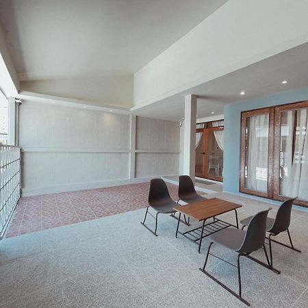Aoboun House Bangsaen บ้านโอบอุ่น บางแสน Εξωτερικό φωτογραφία
